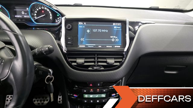 Peugeot 2008 1.5 BlueHDi Allure купить на сайте DeffCars