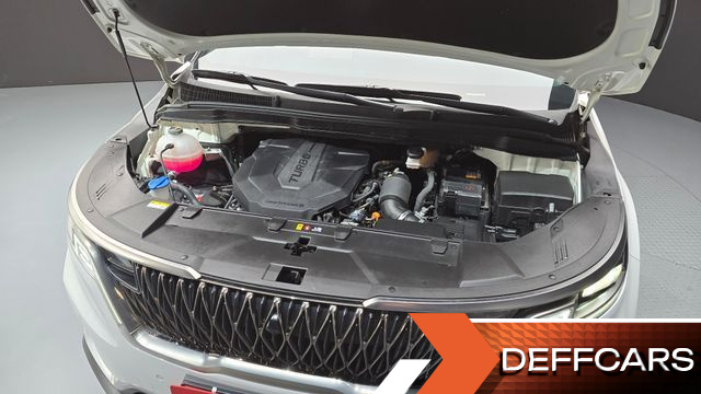 Kia CARNIVAL 7-Seater Signature купить на сайте DeffCars