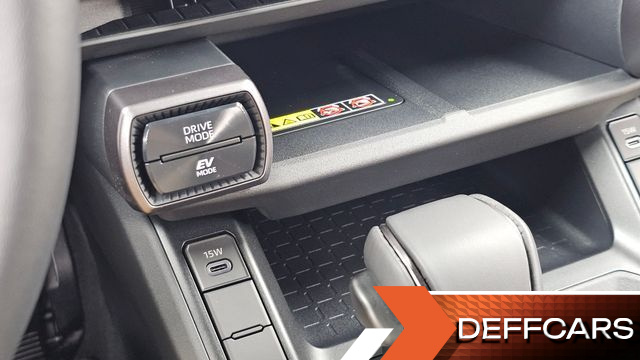 Toyota RAV4 2.5 HEV 2WD XLE купить на сайте DeffCars