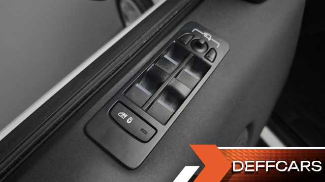 Land Rover DISCOVERY SPORT D150 S купить на сайте DeffCars