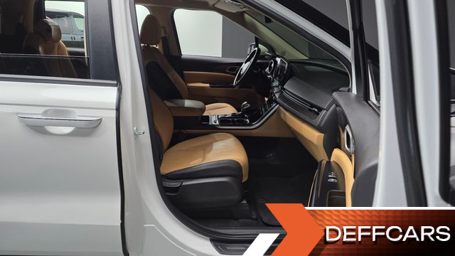 Kia CARNIVAL 9-Seater Prestige купить на сайте DeffCars