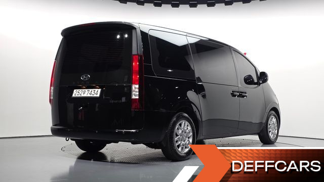 Hyundai STARIA Tourer 9-Seater Modern купить на сайте DeffCars