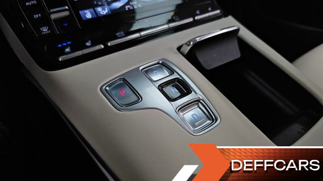 Hyundai GRANDEUR 3.3 Le Blanc купить на сайте DeffCars