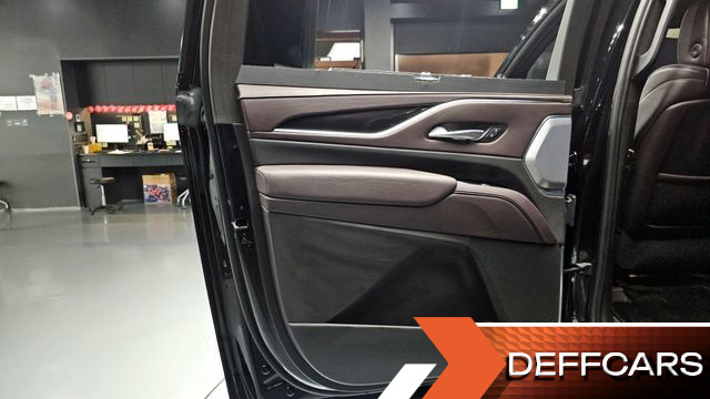 Cadillac ESCALADE 6.2 ESV ESV Sports Platinum купить на сайте DeffCars