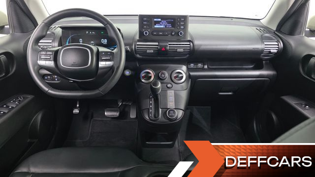 Hyundai CASPER Turbo The Essential Light купить на сайте DeffCars