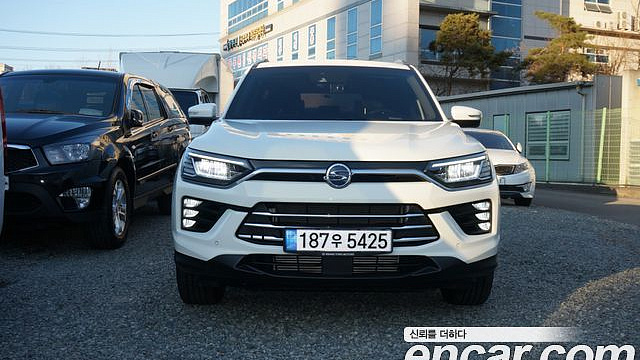 Ssangyong KORANDO Gasoline 1.5 2WD C7 купить на сайте DeffCars