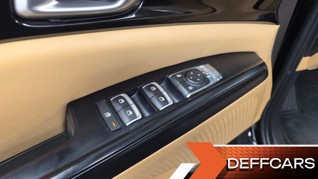 Kia CARNIVAL 9-Seater Prestige купить на сайте DeffCars