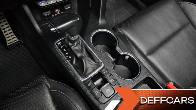 Kia SPORTAGE Diesel 1.6 2WD Signature Gravity купить на сайте DeffCars
