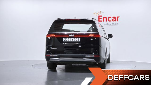 Kia CARNIVAL 9-Seater Signature купить на сайте DeffCars