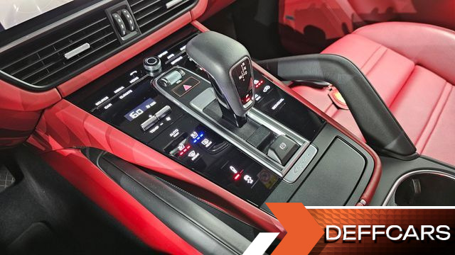 Porsche CAYENNE 3.0 E-HYBRID PLATINUM EDITION купить на сайте DeffCars