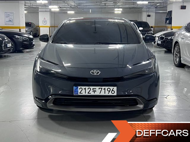Toyota PRIUS 2.0 XLE купить на сайте DeffCars