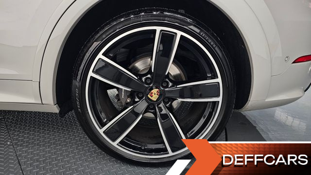 Porsche CAYENNE 3.0 PLATINUM EDITION купить на сайте DeffCars