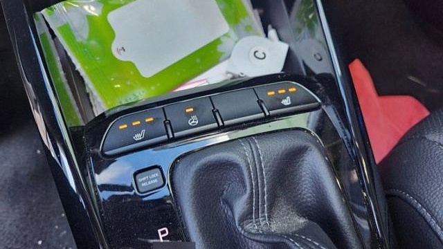 Kia STONIC 1.4 Trendy купить на сайте DeffCars
