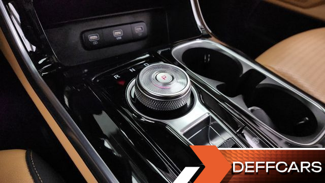 Kia CARNIVAL Gasoline 9-Seater Noblesse купить на сайте DeffCars
