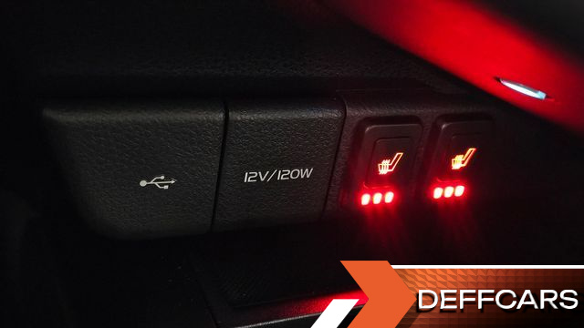 Toyota CAMRY 2.5 LE Hybrid купить на сайте DeffCars