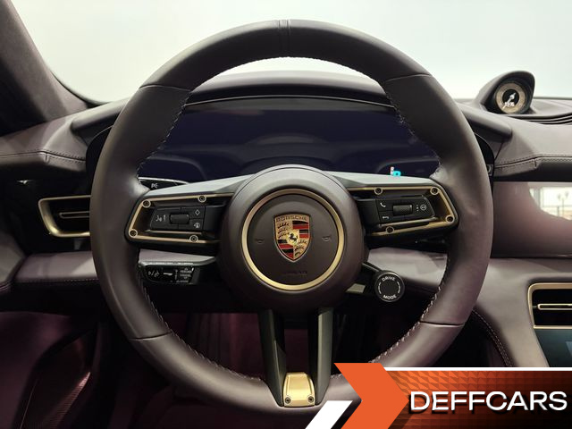 Porsche TAYCAN Turbo S купить на сайте DeffCars