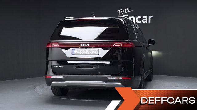 Kia CARNIVAL Gasoline 7-Seater Signature купить на сайте DeffCars