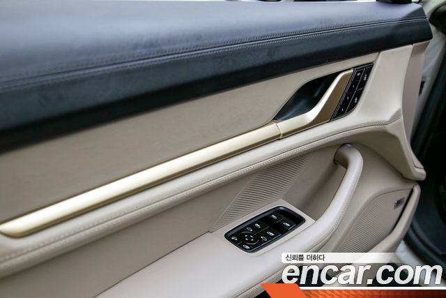 Porsche TAYCAN 4S купить на сайте DeffCars