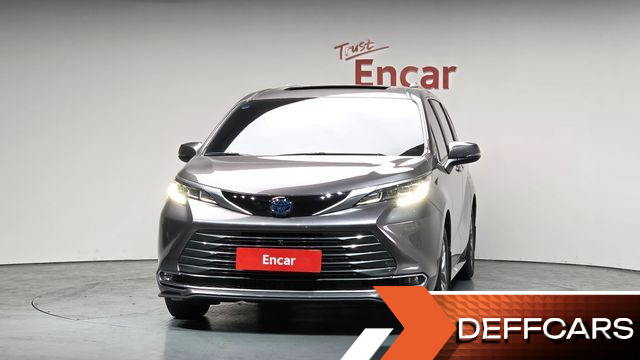 Toyota SIENNA 2.5 Hybrid AWD купить на сайте DeffCars