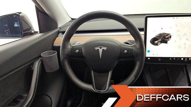 Tesla MODEL Y Long Range AWD купить на сайте DeffCars