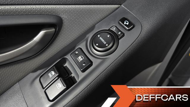 Hyundai STAREX Van 5-Seater Modern купить на сайте DeffCars