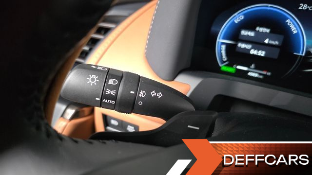 Toyota ALPHARD 2.5 HEV Executive AWD купить на сайте DeffCars