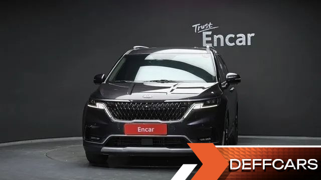 Kia CARNIVAL 9-Seater Signature купить на сайте DeffCars