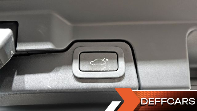 Land Rover RANGE ROVER EVOQUE 2.0 TD4 SE купить на сайте DeffCars