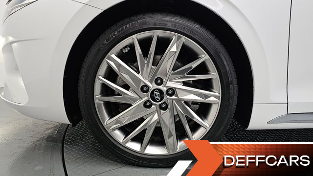 Hyundai GRANDEUR 3.3 Calligraphy купить на сайте DeffCars