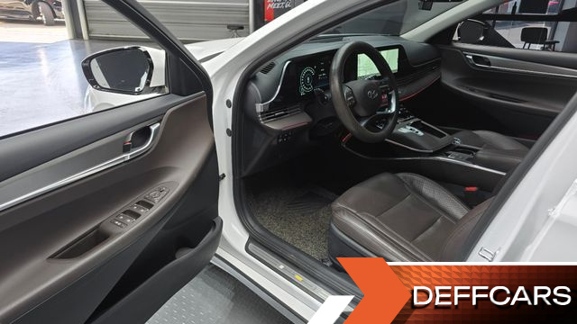 Hyundai GRANDEUR 2.5 Premium Choice купить на сайте DeffCars