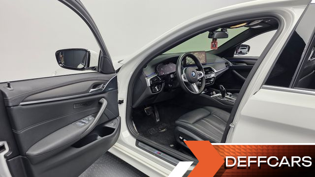 BMW 5-SERIES 520i M Sport купить на сайте DeffCars
