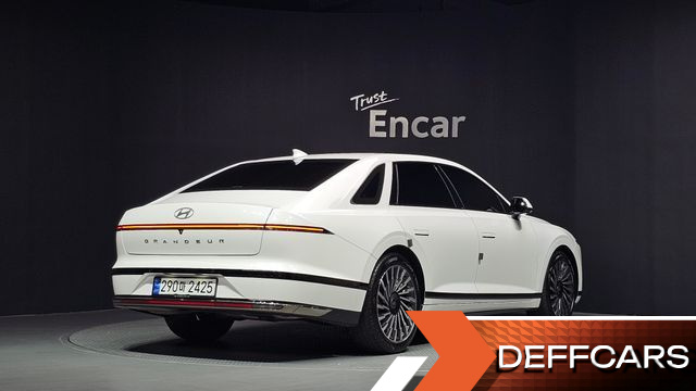 Hyundai GRANDEUR 2,5 Gasoline 2WD Calligraphy купить на сайте DeffCars