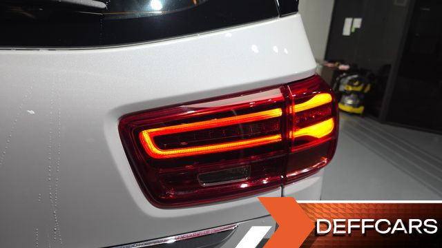 Kia CARNIVAL 9-Seater Noblesse Special купить на сайте DeffCars