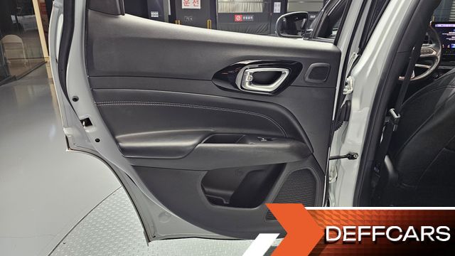 Jeep COMPASS S 2.4 AWD купить на сайте DeffCars