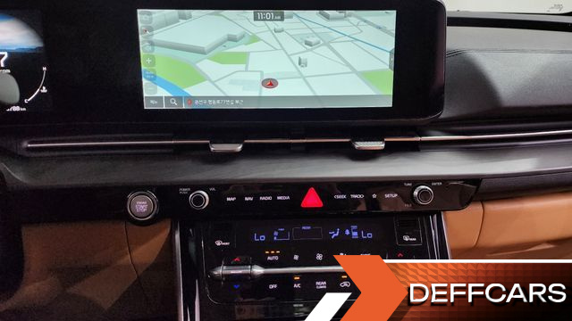 Kia CARNIVAL Gasoline 9-Seater Signature купить на сайте DeffCars