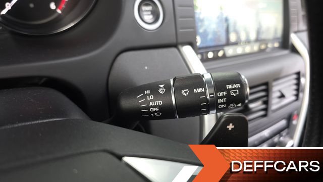 Land Rover DISCOVERY SPORT 2.0 TD4 SE (150PS) купить на сайте DeffCars