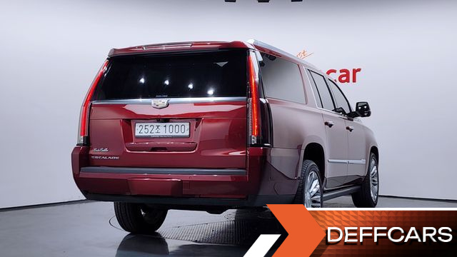 Cadillac ESCALADE 6.2 ESV 4th купить на сайте DeffCars