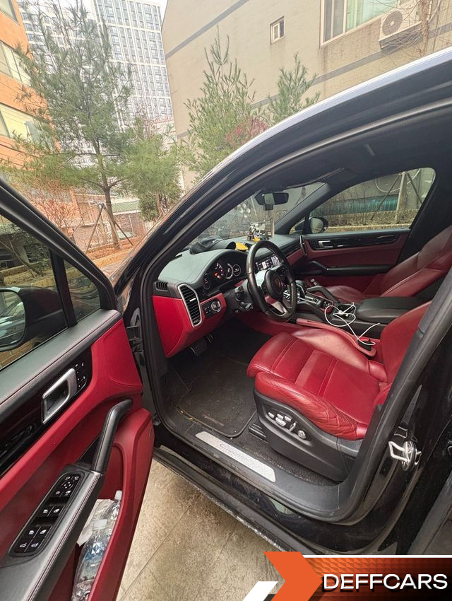 Porsche CAYENNE 3.0 купить на сайте DeffCars