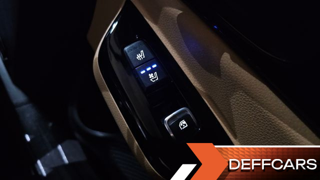 Kia CARNIVAL 9-Seater Noblesse купить на сайте DeffCars