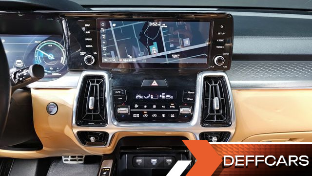 Kia SORENTO HEV 1.6 4WD Gravity купить на сайте DeffCars