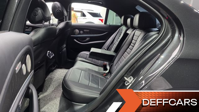 Mercedes E-CLASS E220d 4MATIC AMG Line купить на сайте DeffCars