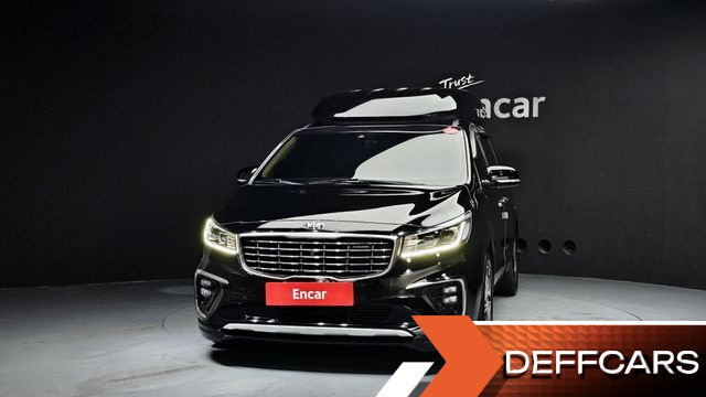 Kia CARNIVAL 9-Seater Hi-Limousine Noblesse Special купить на сайте DeffCars