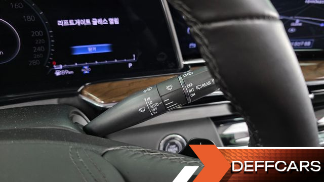Cadillac ESCALADE 6.2 ESV ESV Premium Luxury Platinum купить на сайте DeffCars