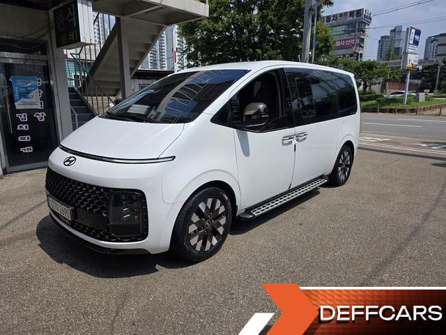 Hyundai STARIA Lounge 9-Seater Inspiration купить на сайте DeffCars