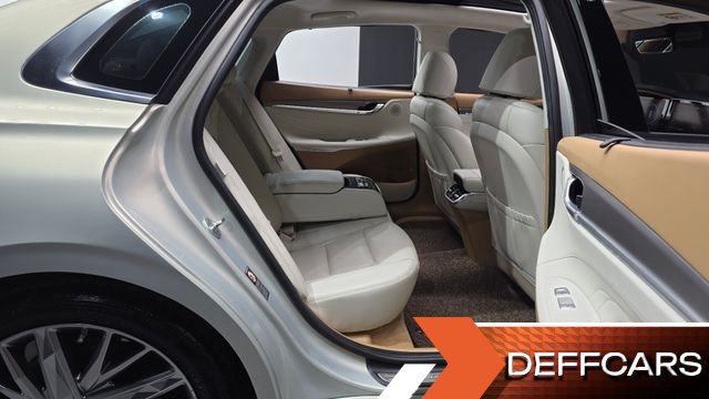 Hyundai GRANDEUR 2.5 Calligraphy купить на сайте DeffCars