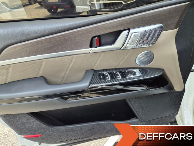 Kia MOHAVE Diesel 3.0 4WD 6-Seater Masters купить на сайте DeffCars