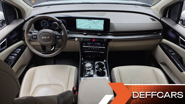 Kia CARNIVAL 9-Seater Signature купить на сайте DeffCars