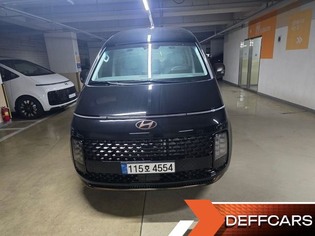 Hyundai STARIA 4WD Lounge 9-Seater Limousine купить на сайте DeffCars