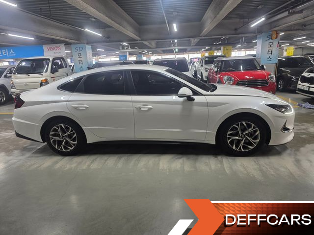 Hyundai SONATA 2.0 Premium Family купить на сайте DeffCars