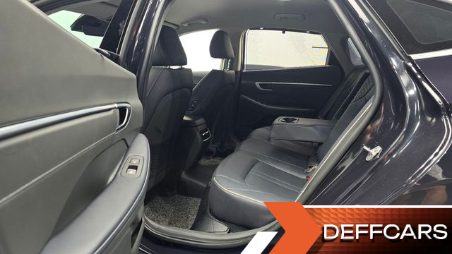 Hyundai SONATA 2.0 Inspiration купить на сайте DeffCars